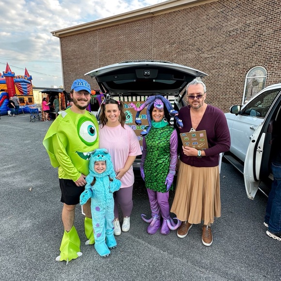 Monsters Inc. Celia Costume. - Picture 7 of 8